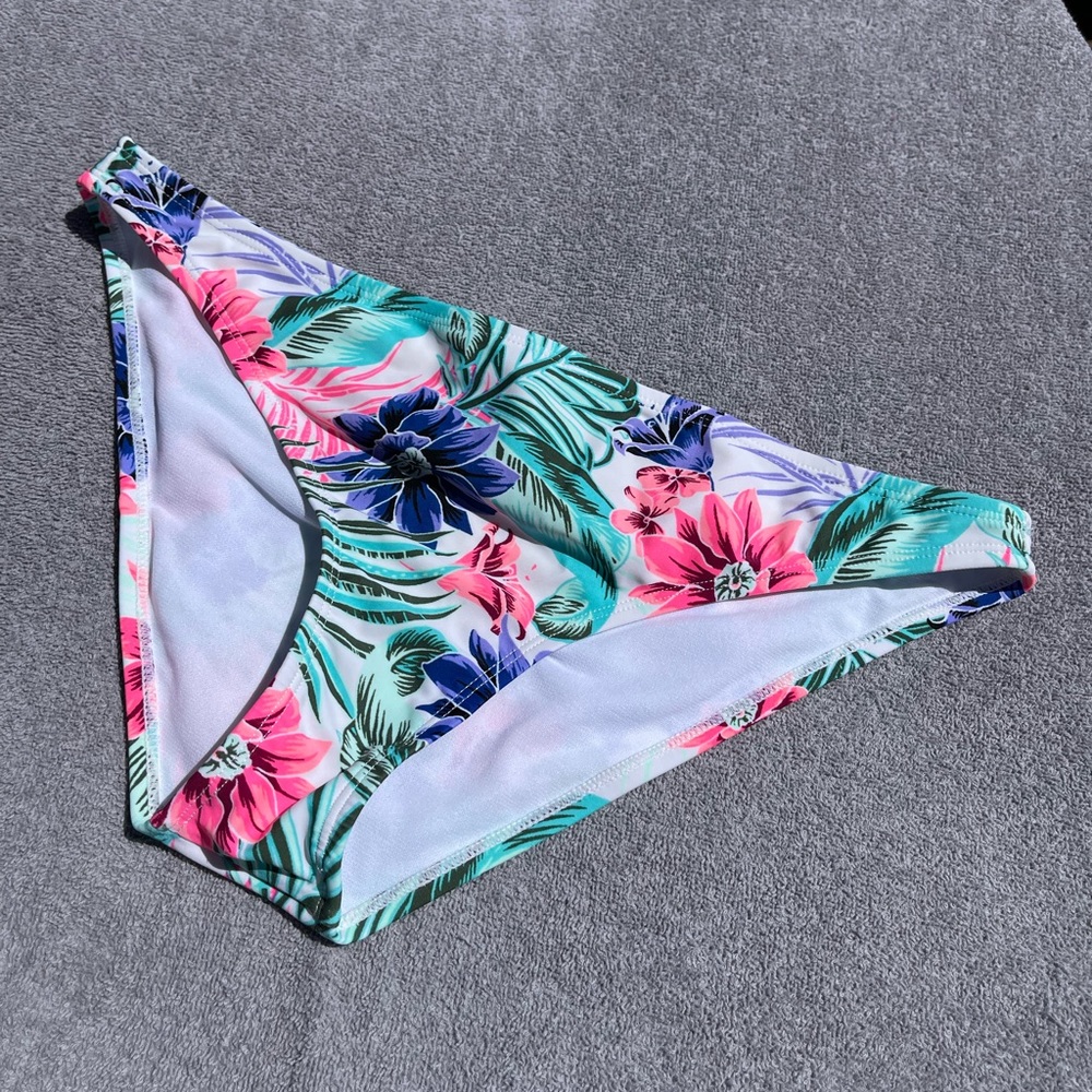 Floral bottoms
